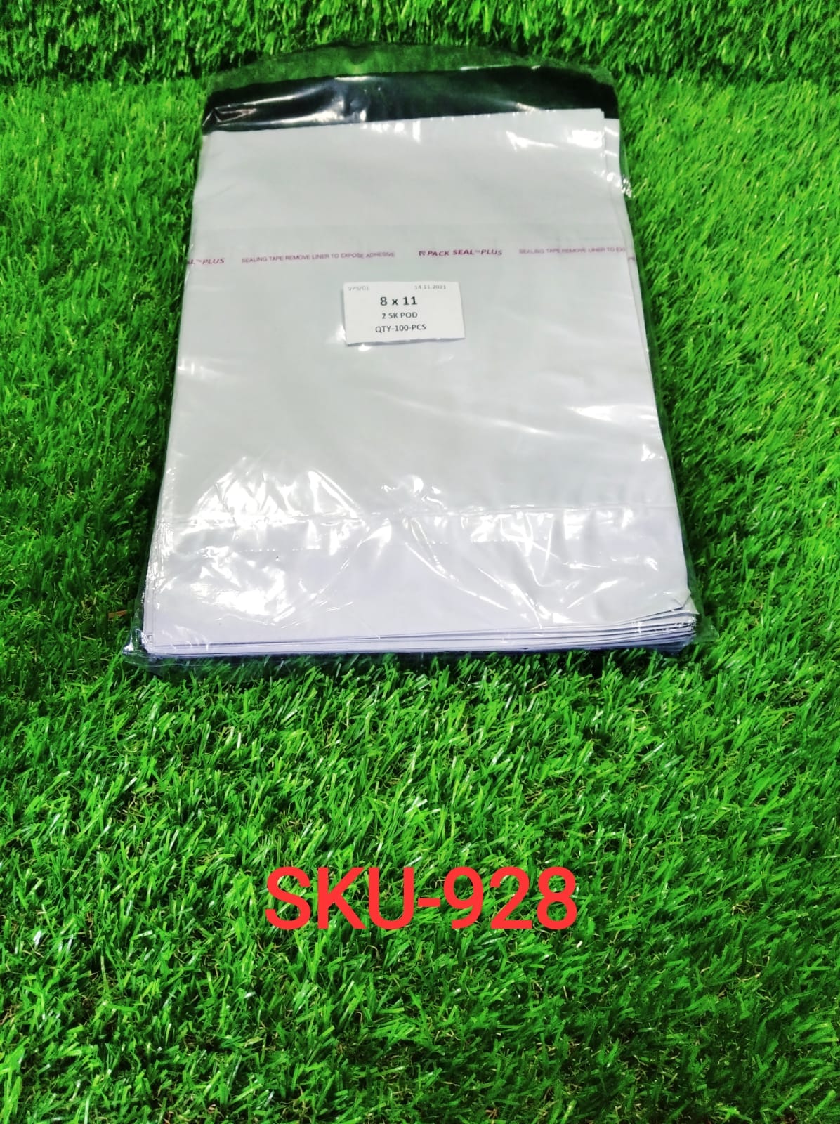 White tamper-proof polybag for shipping White tamper-proof polybag for shipping